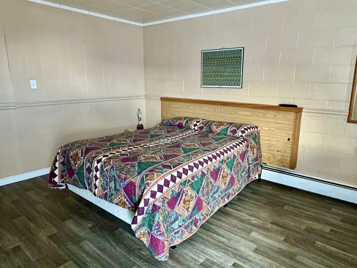 Bluebird Motel
