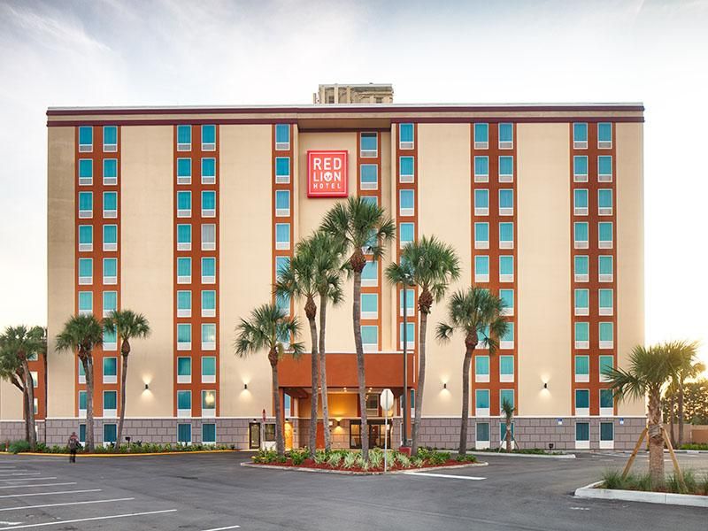 Red Lion Inn and Suites Victoria