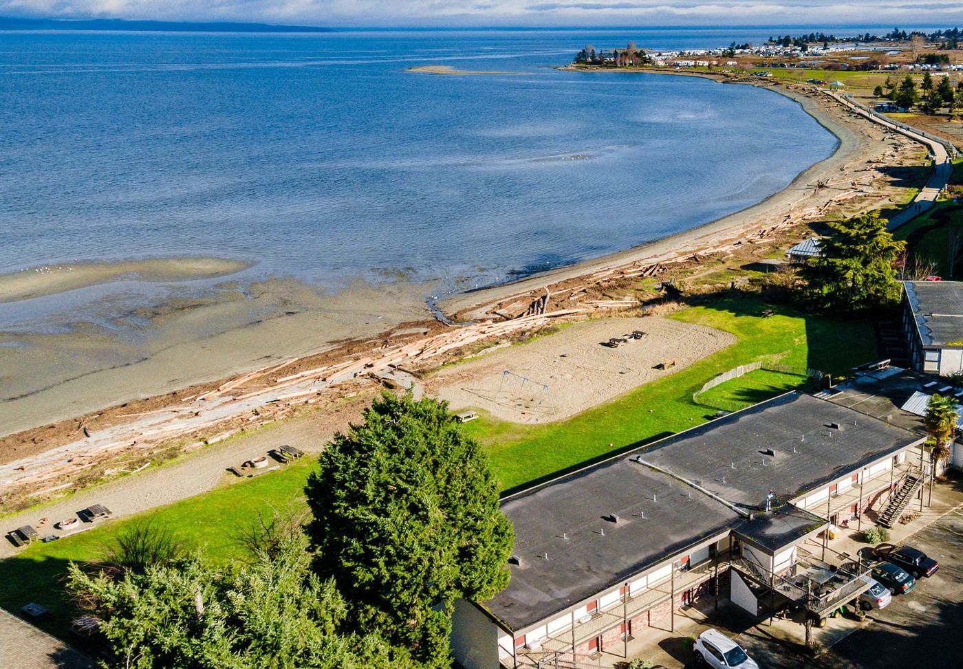 Sea Edge Beachside Hotel