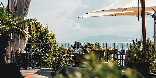 Lake Geneva Hotel