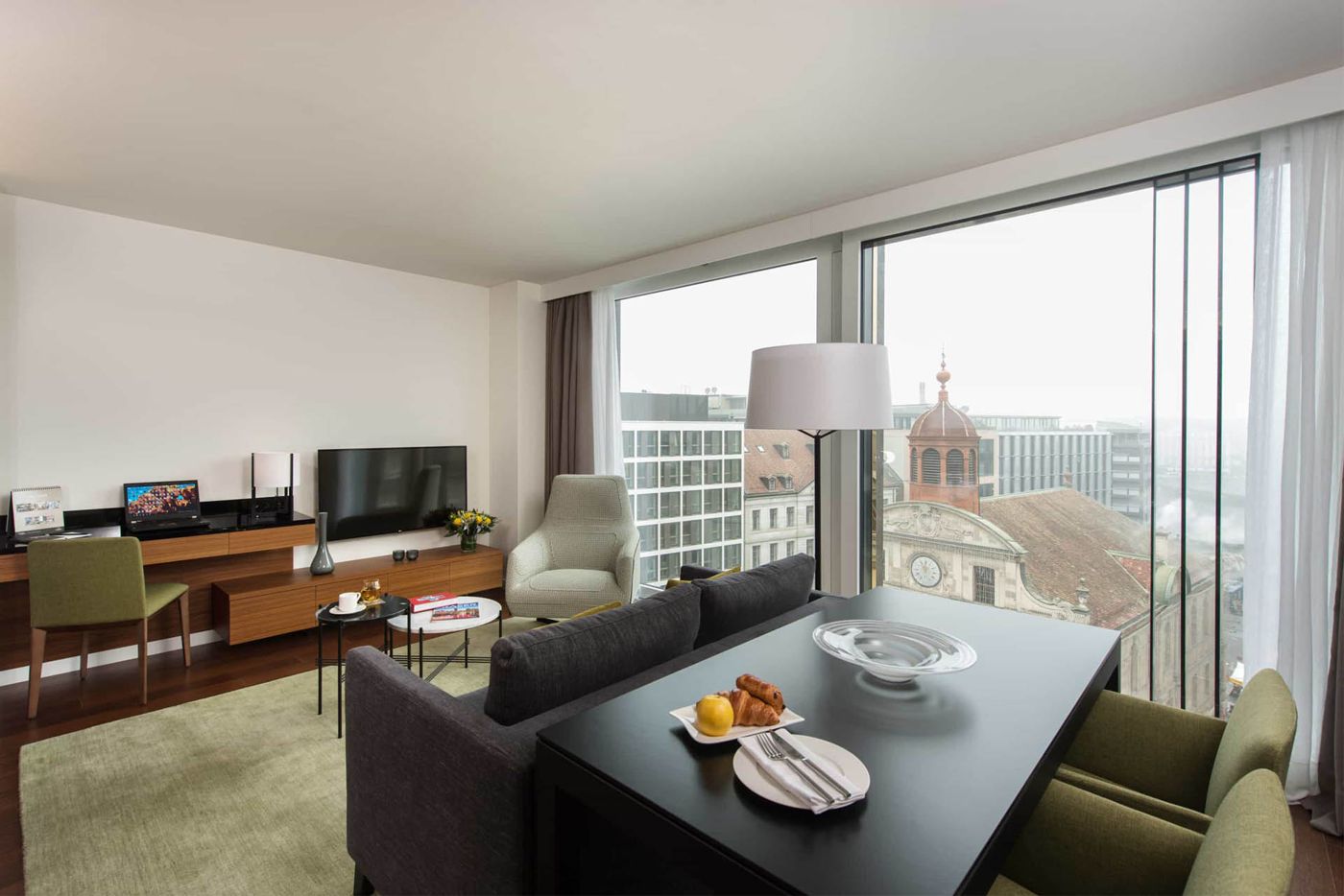 Fraser Suites