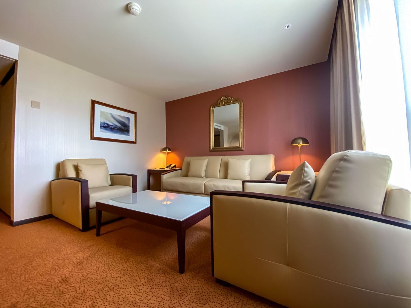 Nash Airport Hotel