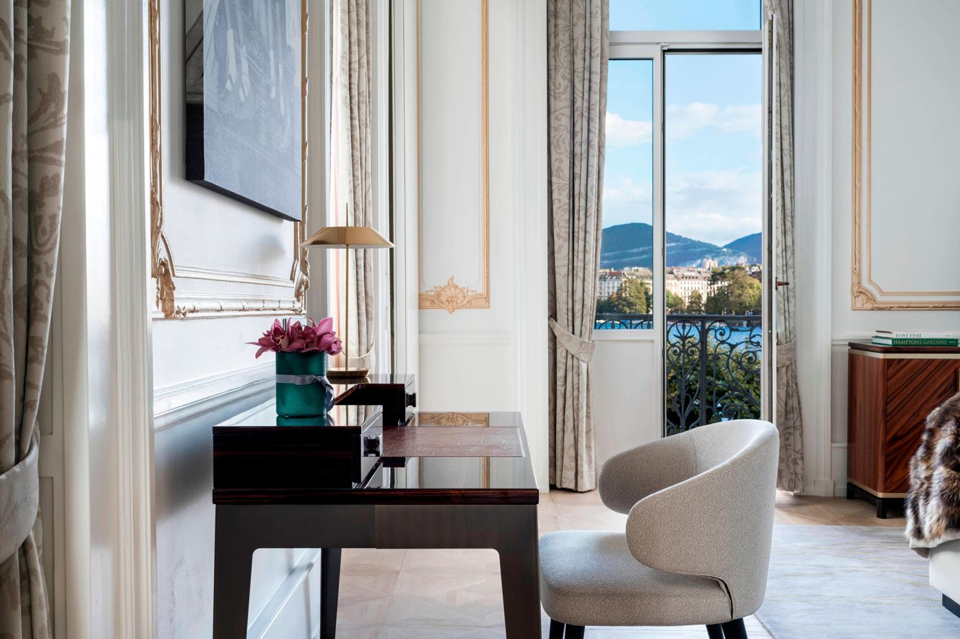The Ritz-Carlton Hotel de la Paix
