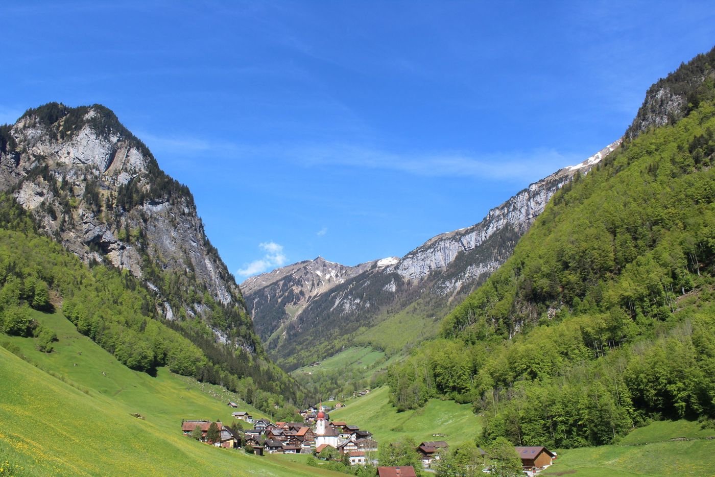 Hotel Urirotstock
