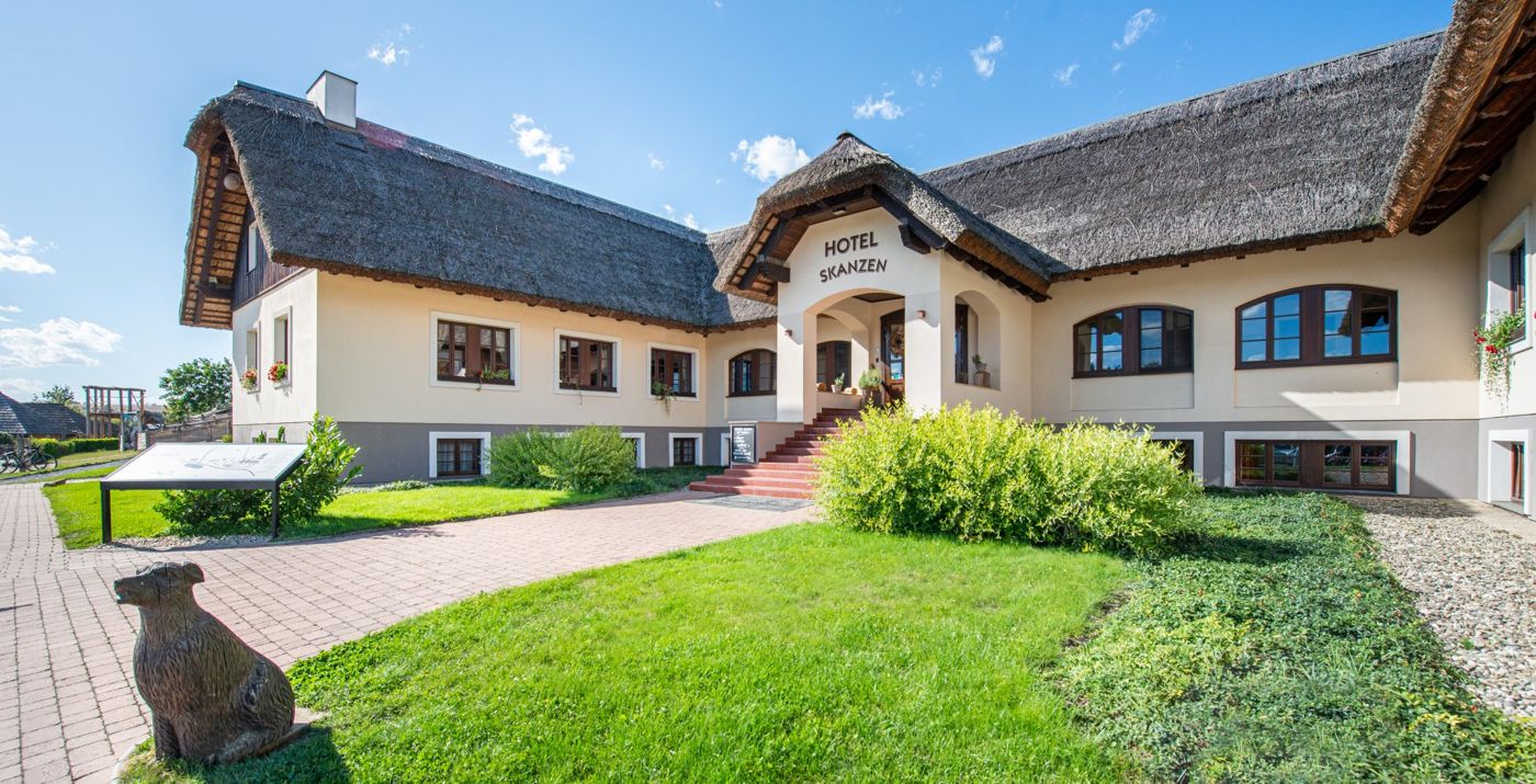 Hotel Skanzen