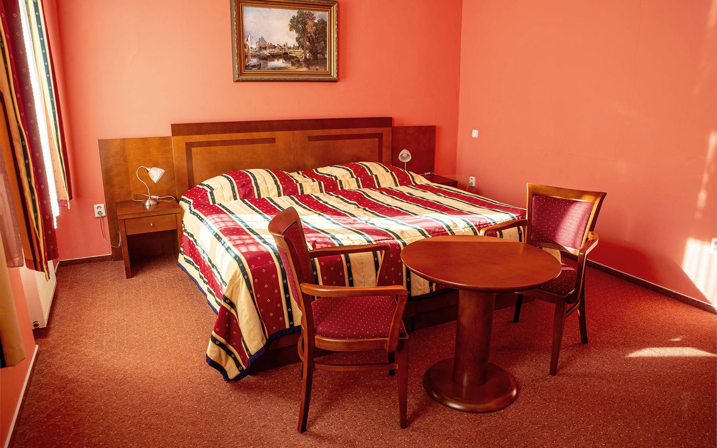 HOTEL OLYMPIA