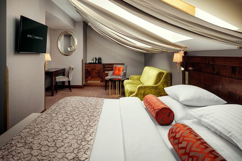 Cosmopolitan Hotel