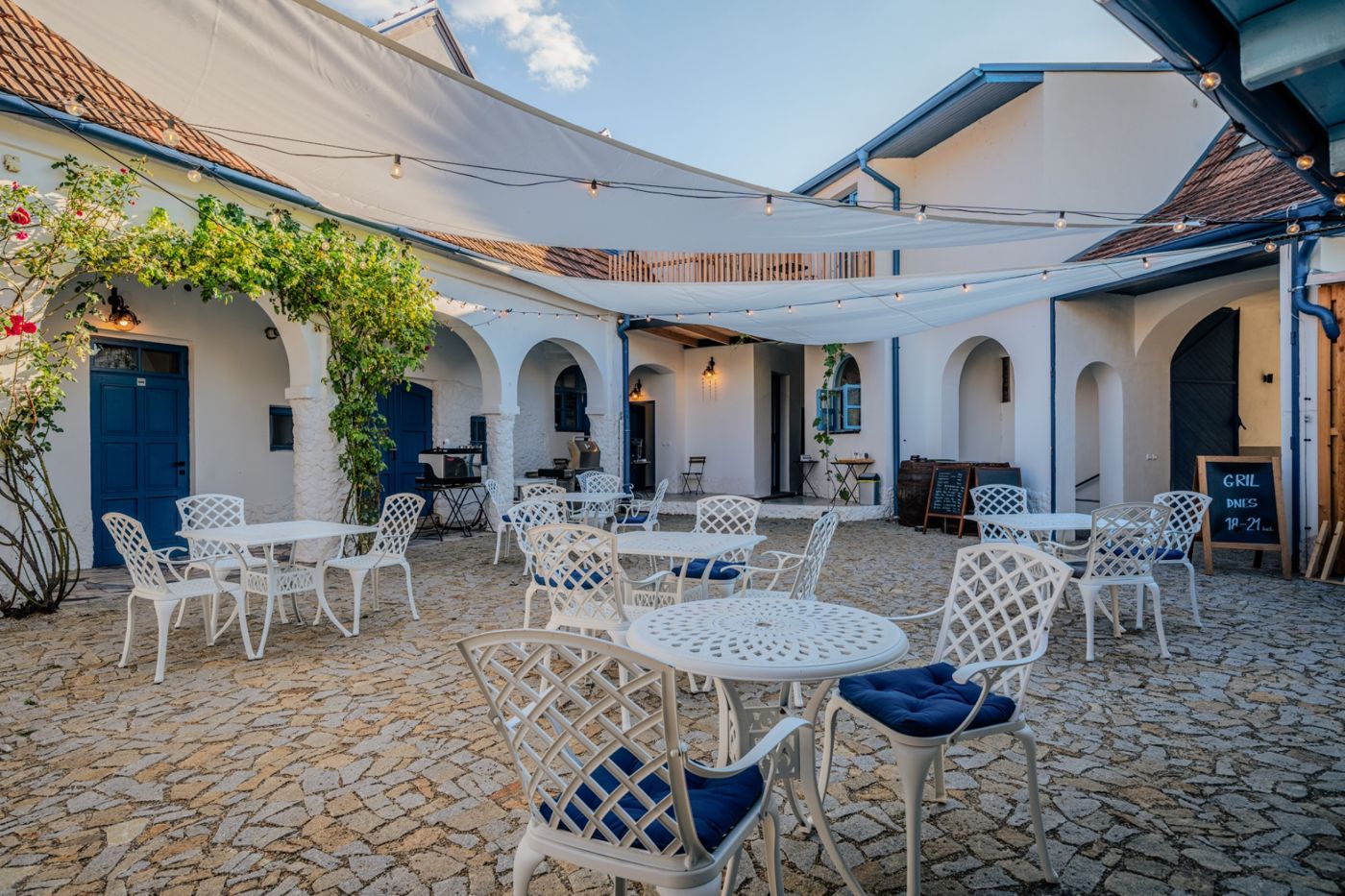 Penzion and Bistro Dvorek
