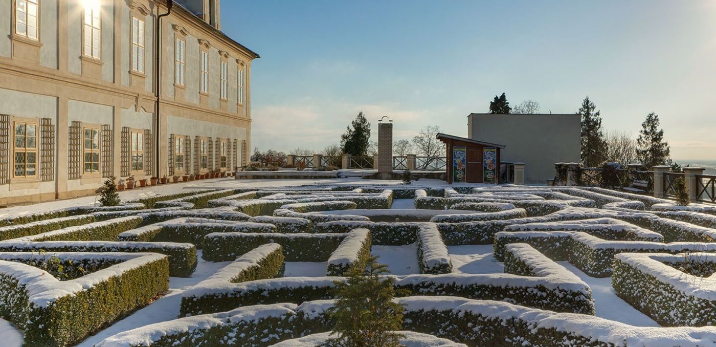 Chateau Loucen Garden Retreat