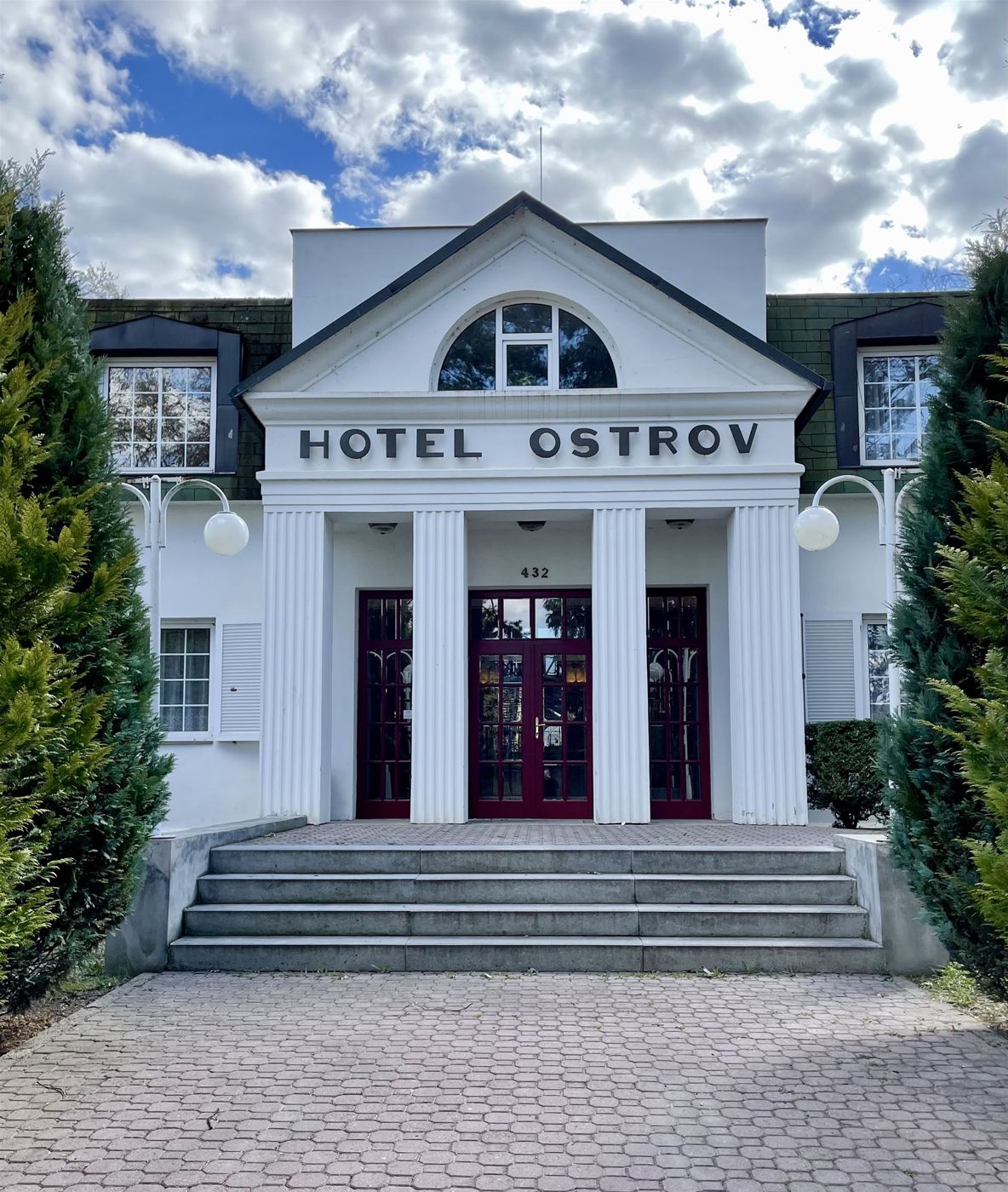 Hotel Ostrov