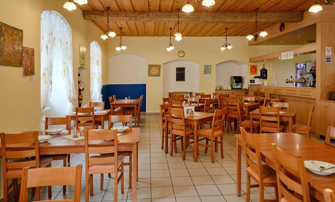 Hotel Bystré