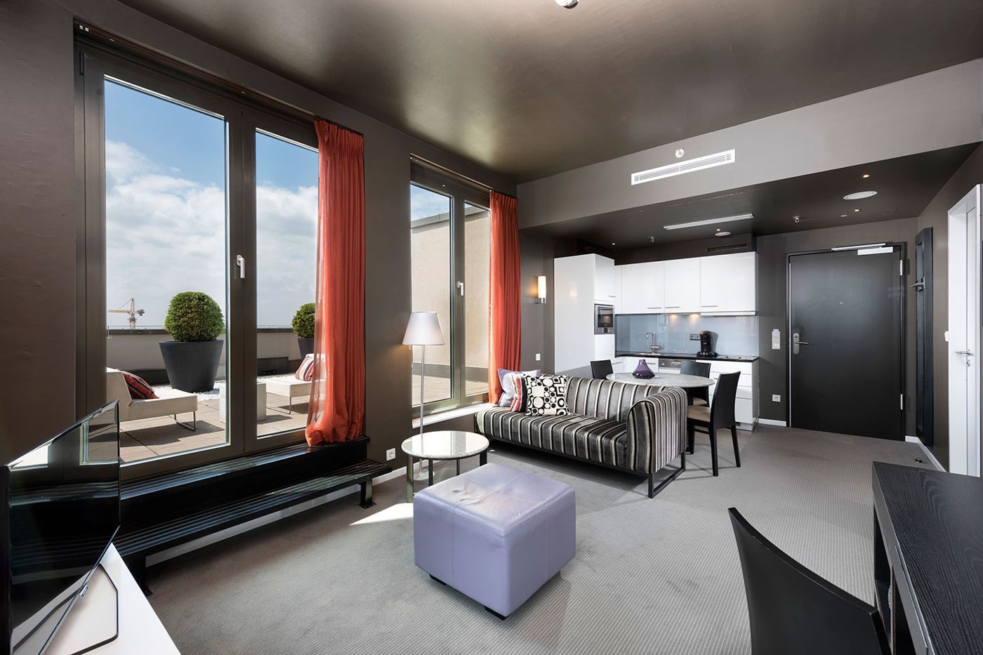 Adina Apartment Hotel Frankfurt Neue Oper