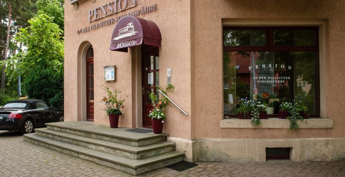 An der Pillnitzer Schlossfähre
