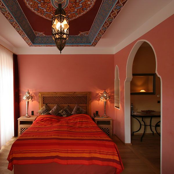 Hip Hotel