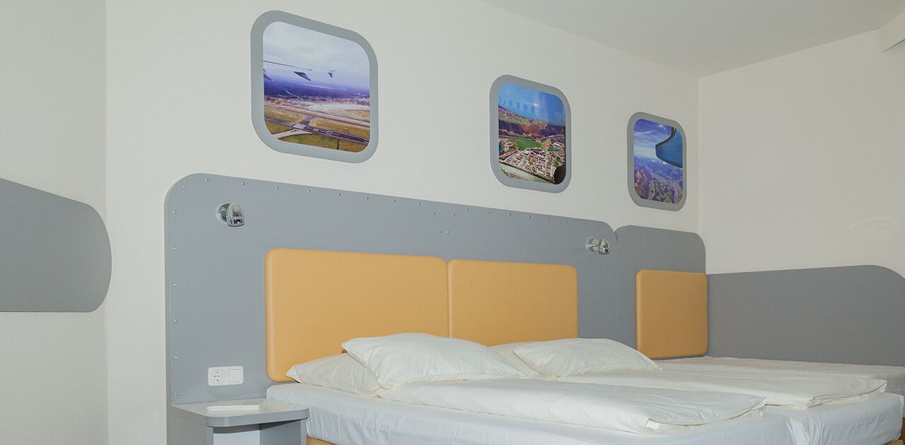 Hotel Cockpit