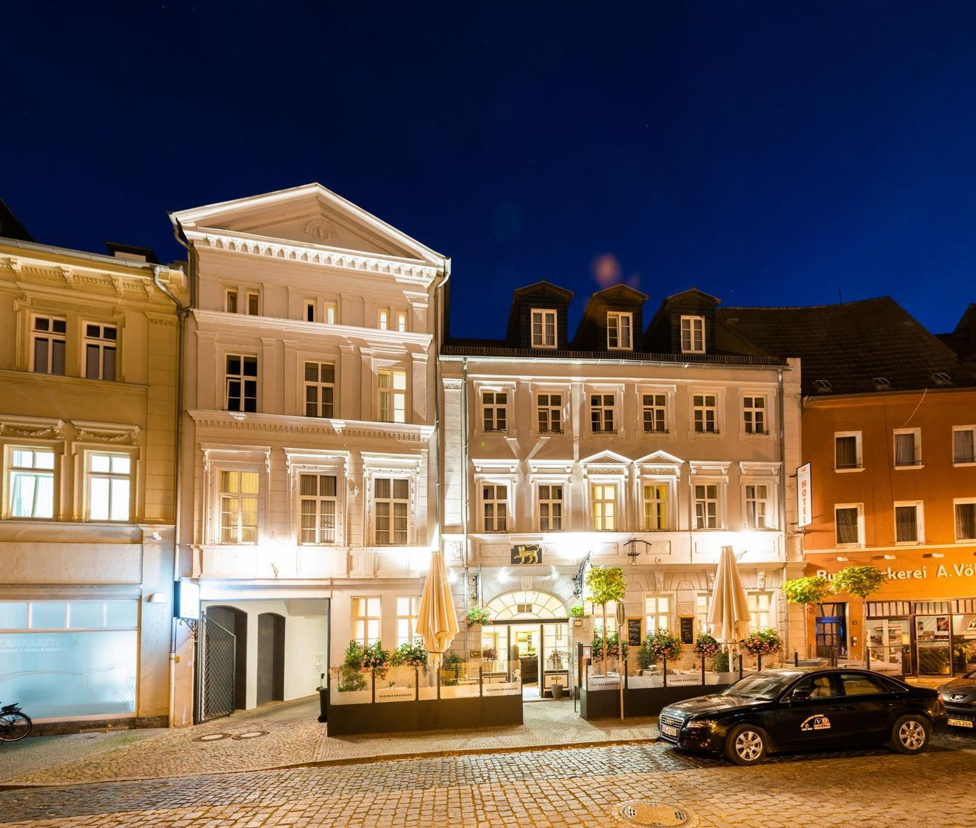 Askania Hotel