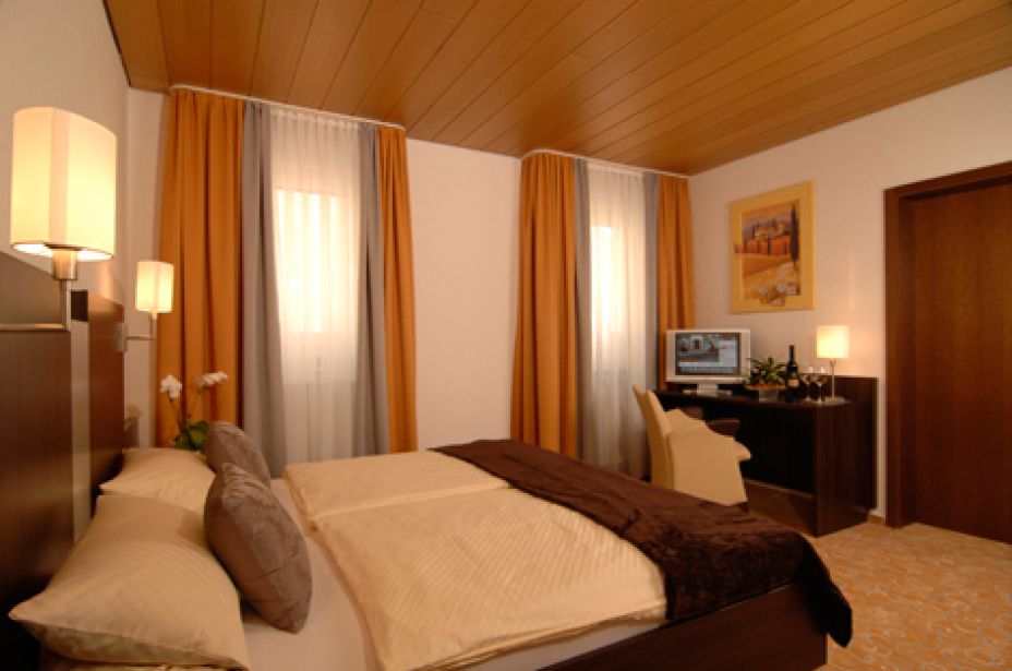 Hotel Adler Garni
