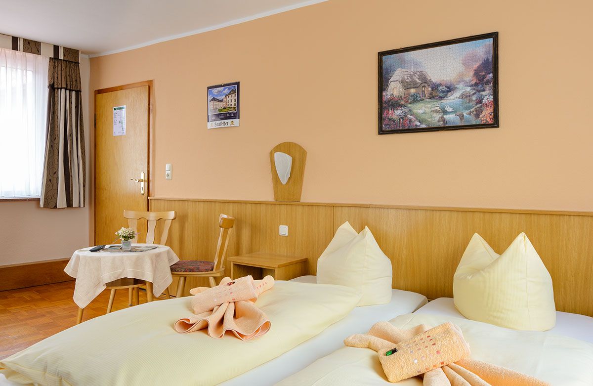 Gasthaus+Pension "Zur grünen Eiche"
