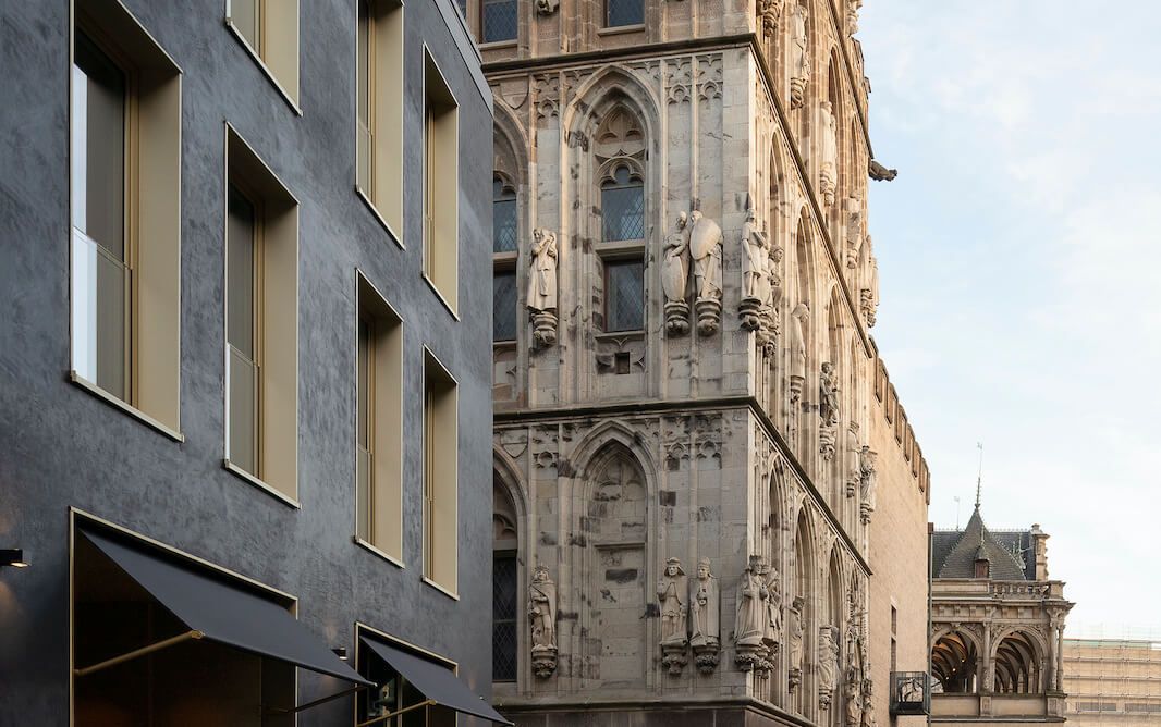 Legend Hotel