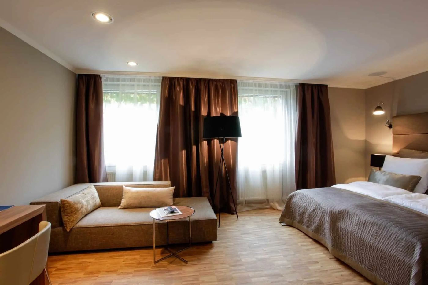 Hotel Gude