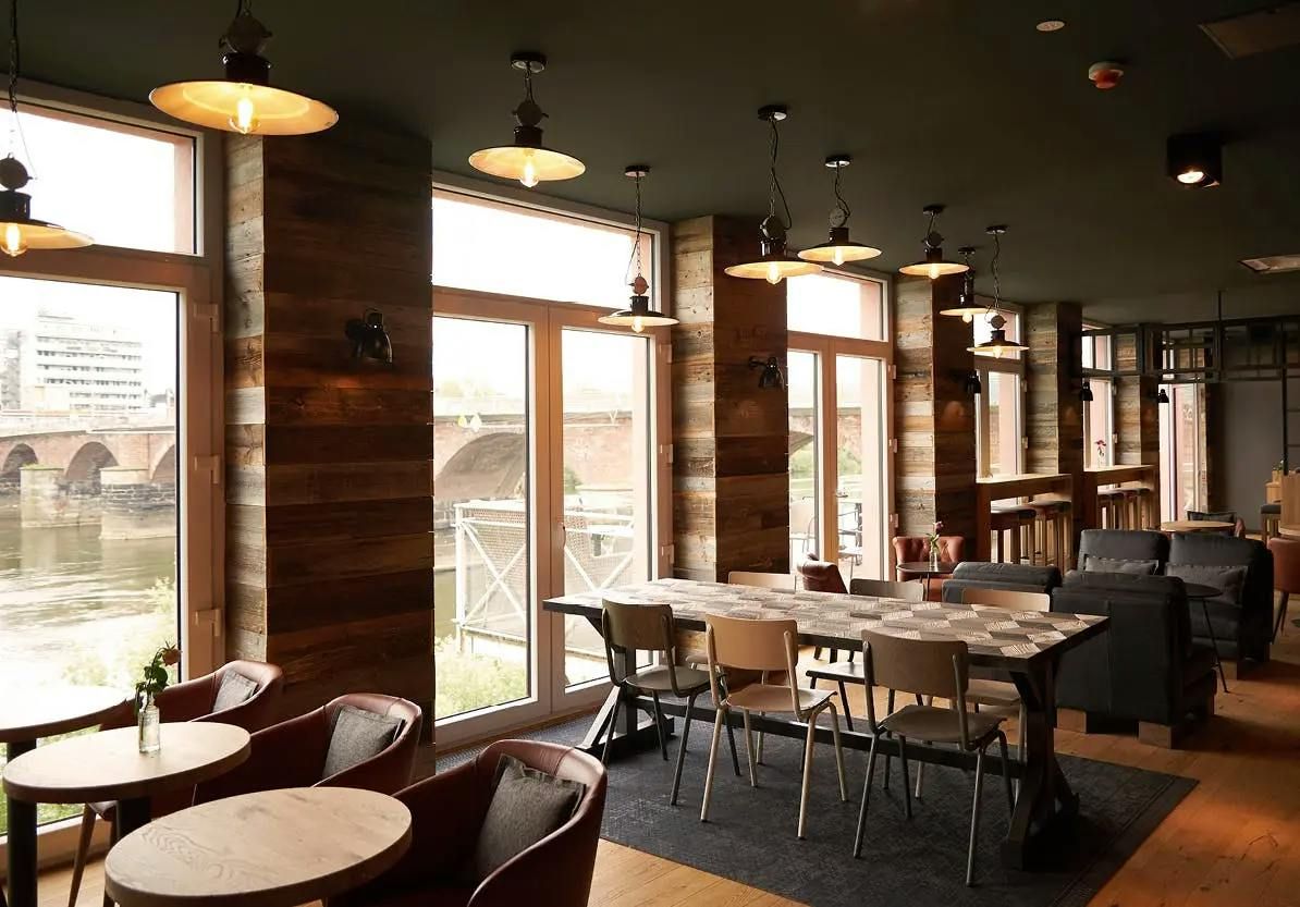 Coffee Fellows Hotel