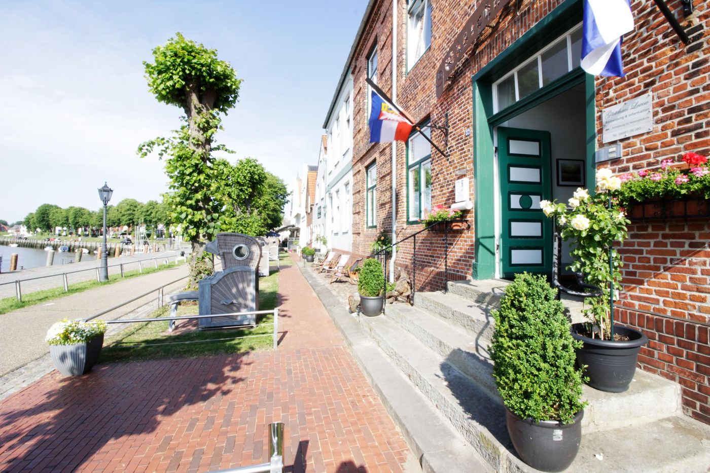 Lexow Hotel an de Havenkant