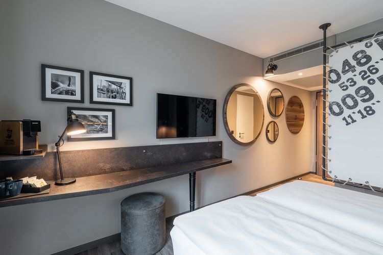 HARBR. hotel