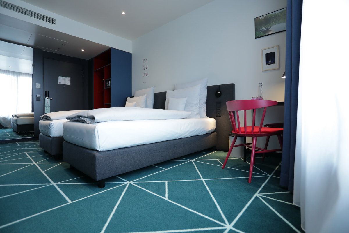 sander Hotel