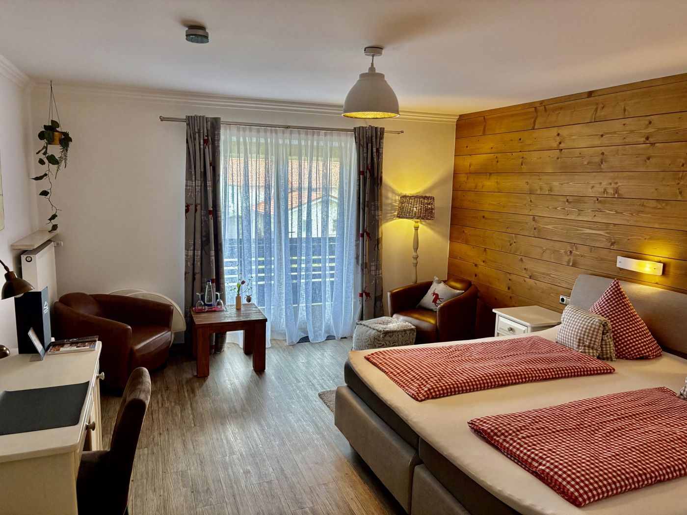 Alpinhotel INzeller