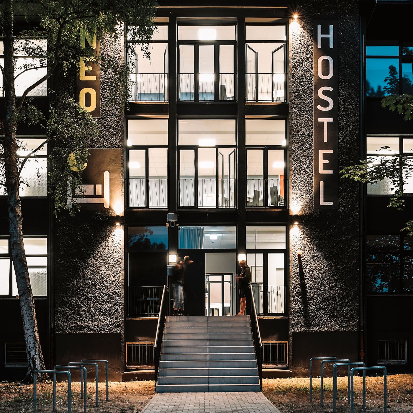 Neohostel