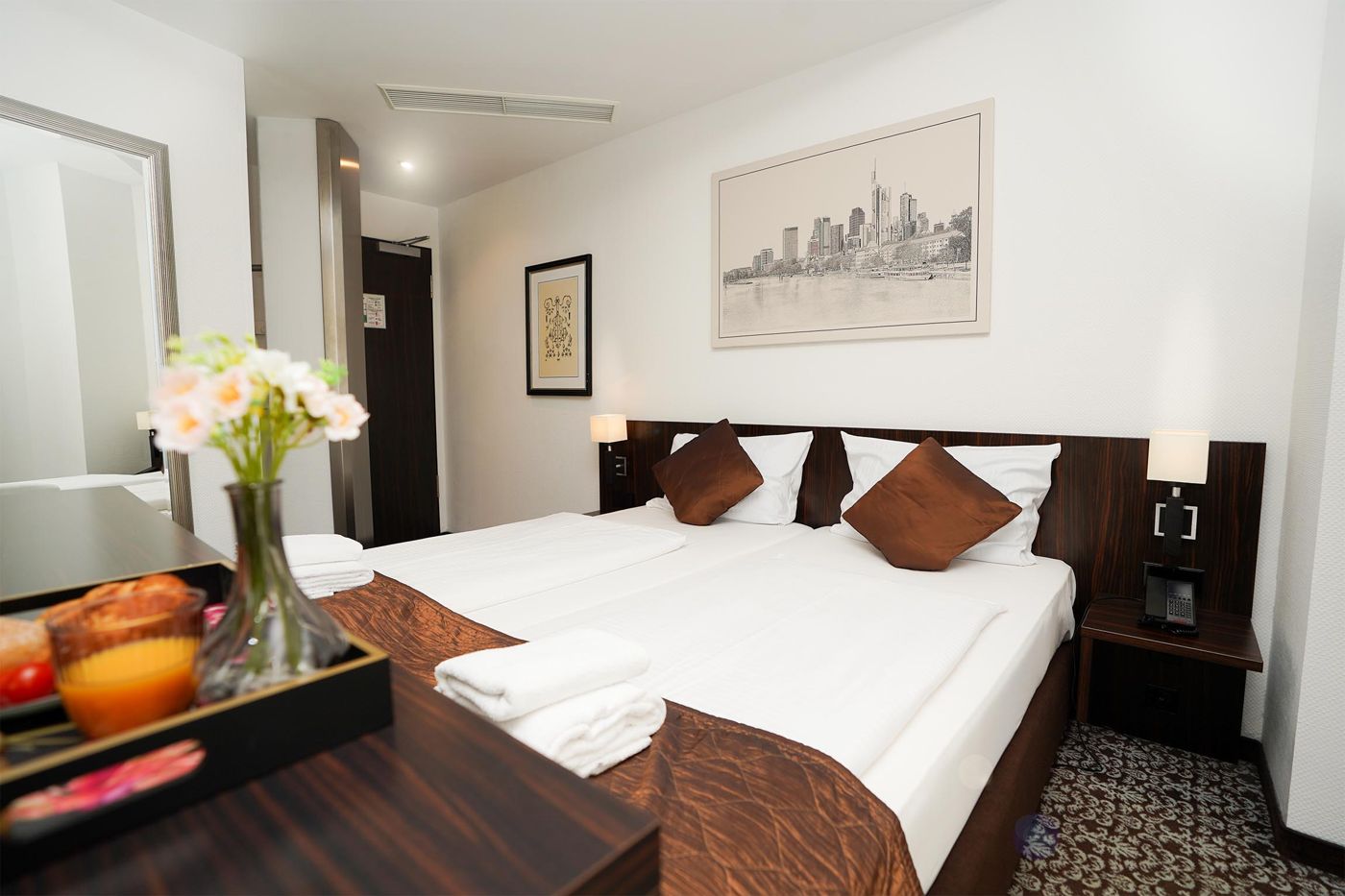 The Atrium Hotel