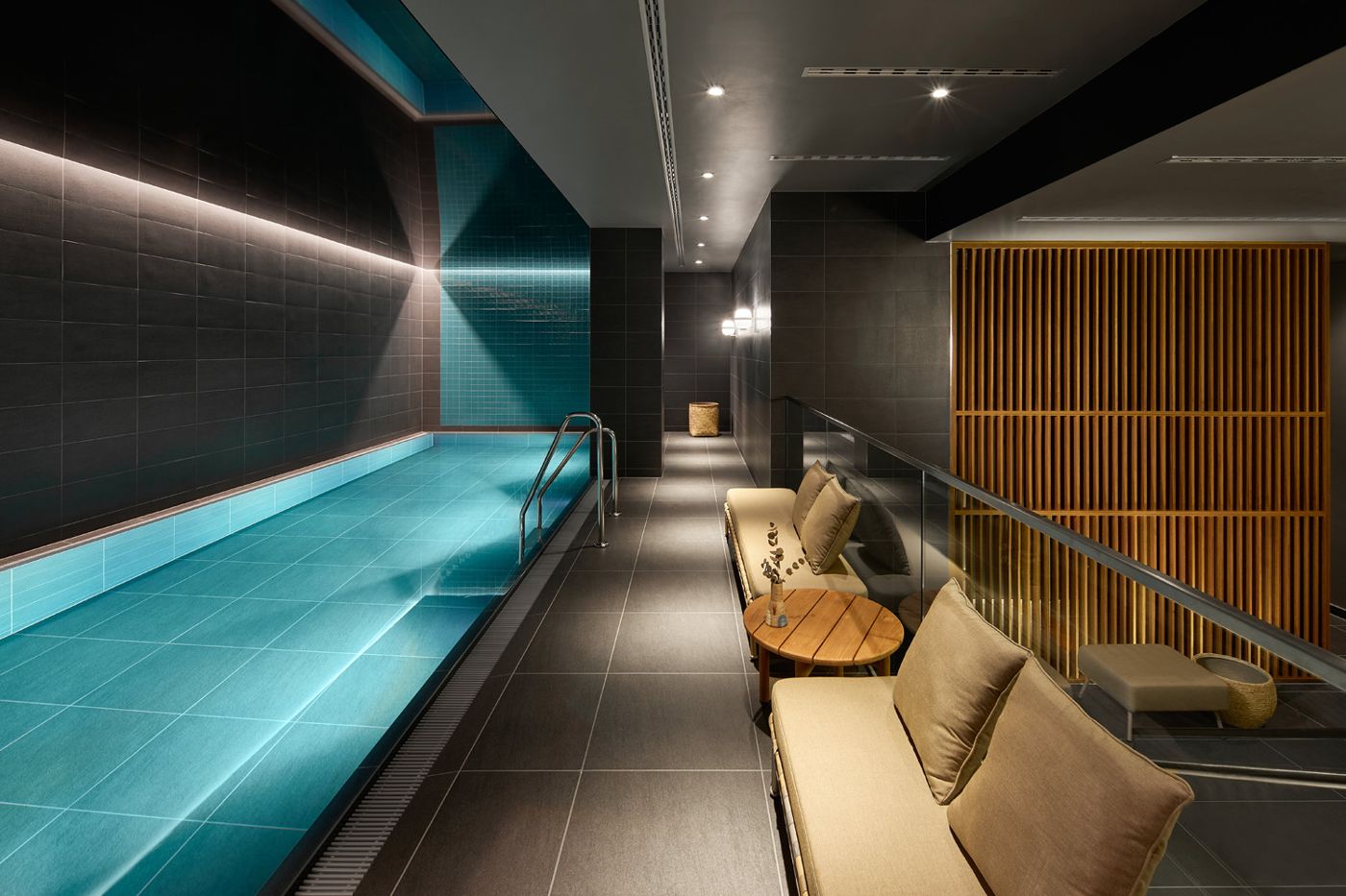 Adina Apartment Hotel