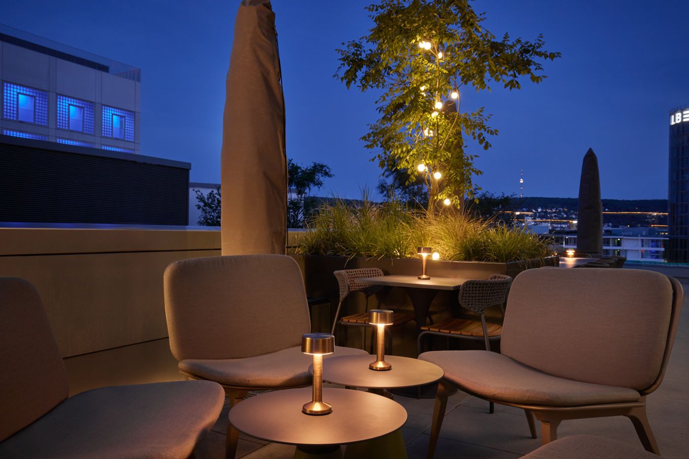 Adina Apartment Hotel
