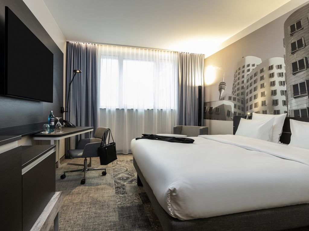 Novotel