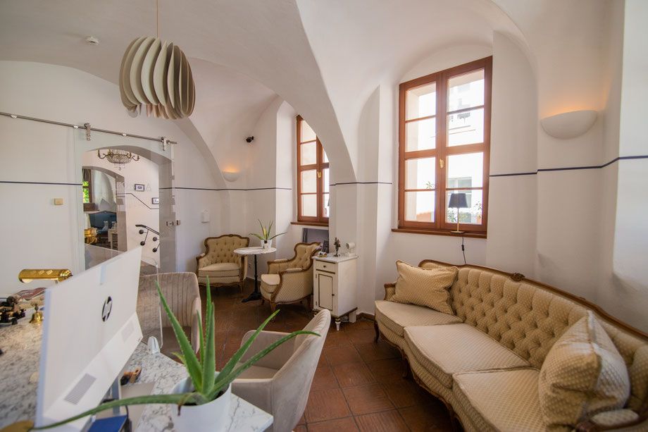 ApartOne