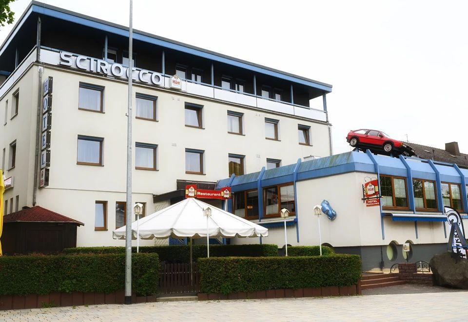 Scirocco Hotel & Service
