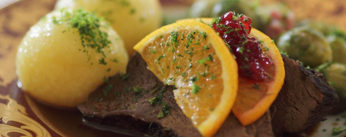 Roter Hirsch