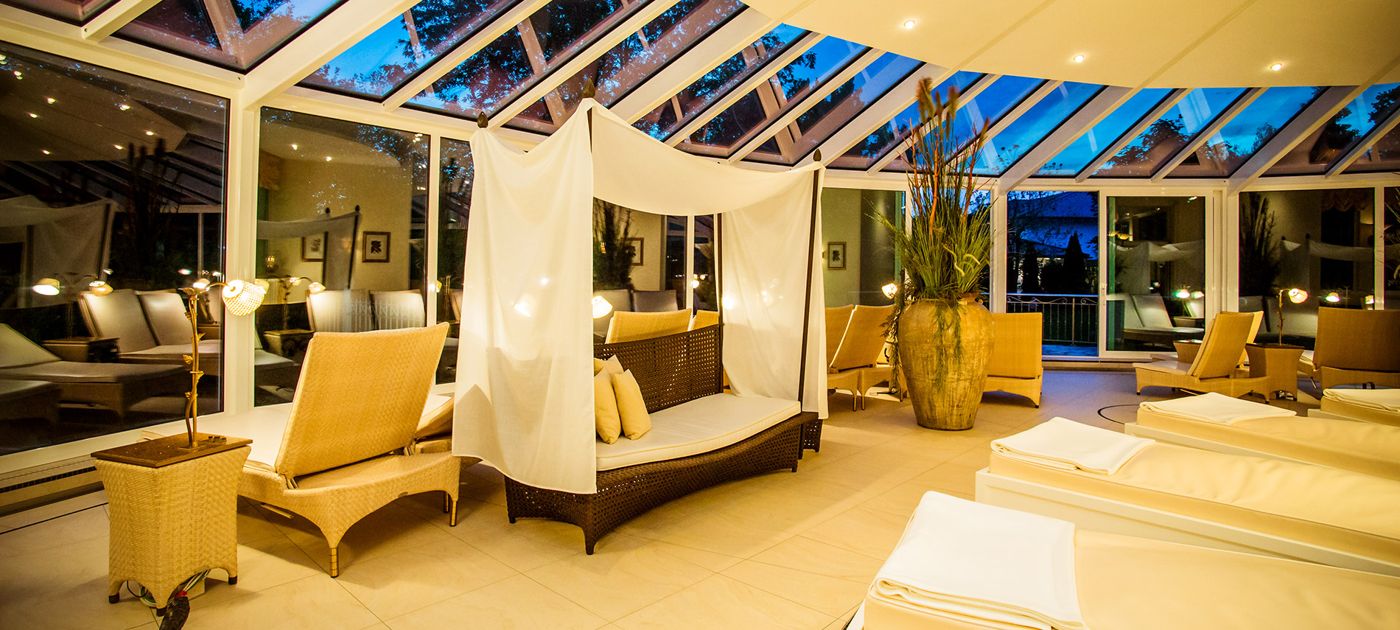 Thermenhotel Quellenhof ****