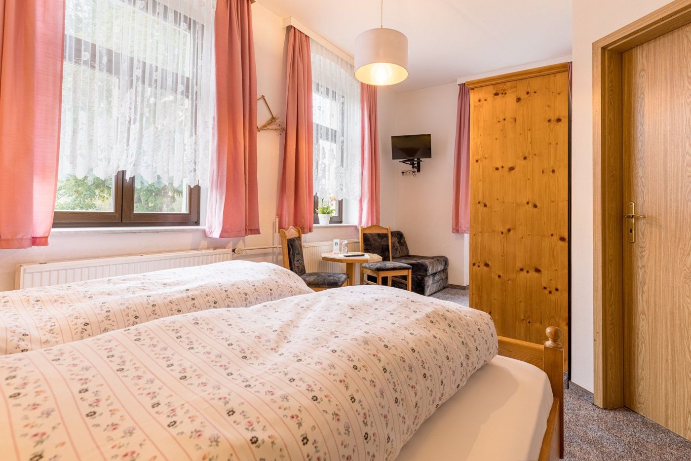 Gaststätte und Hotel Carola