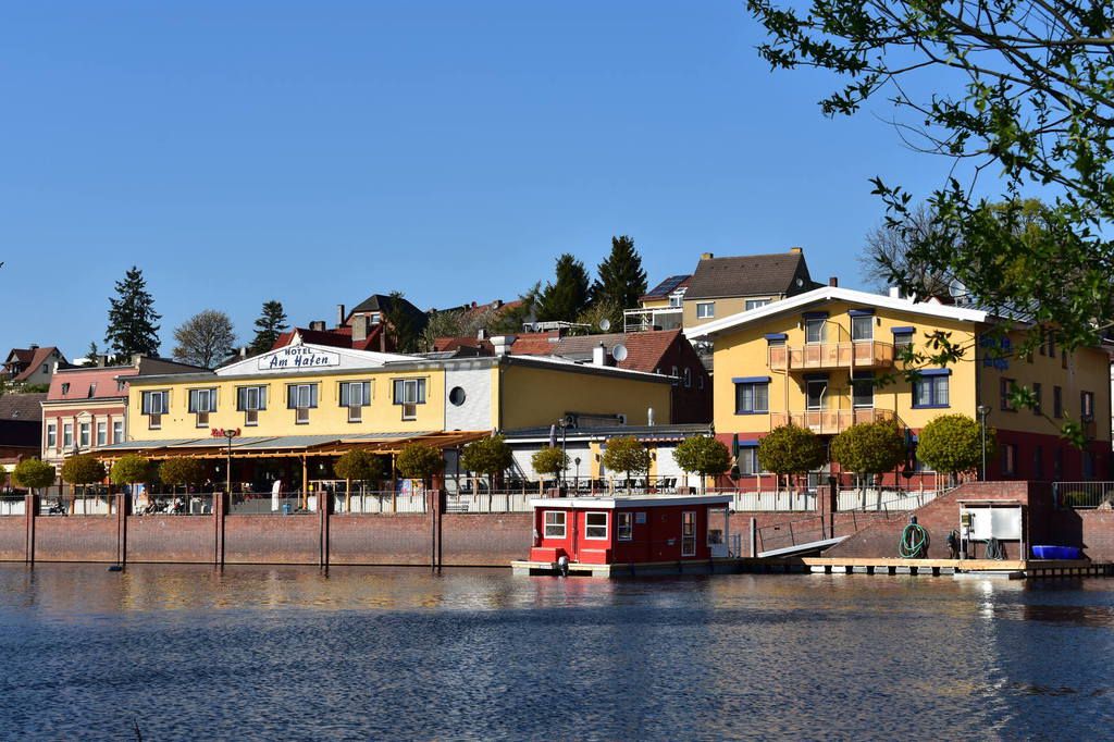 Hotel am Hafen