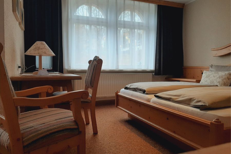 Hotel und Restaurant "Zur Falkenhöhe"