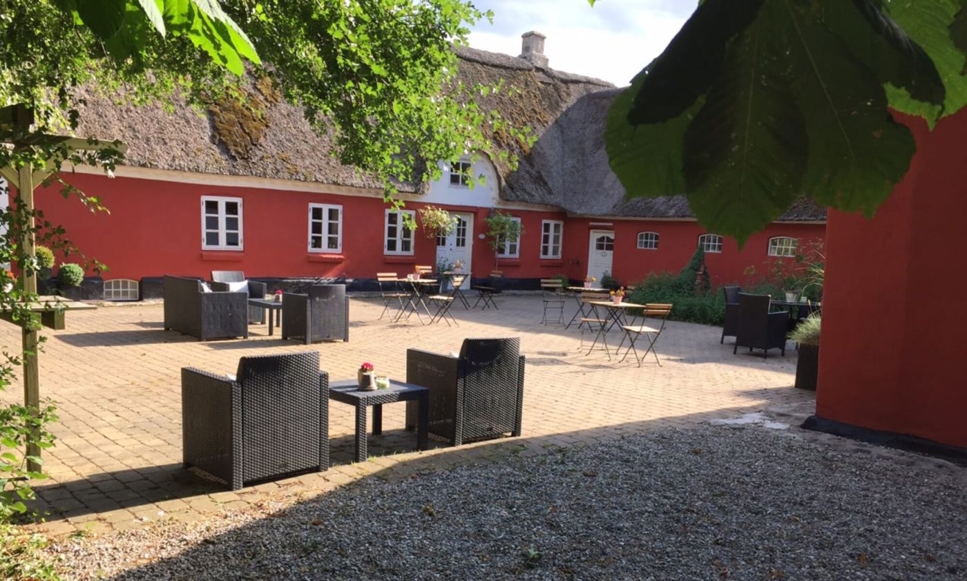 Alsbrogaard Bed & Breakfast