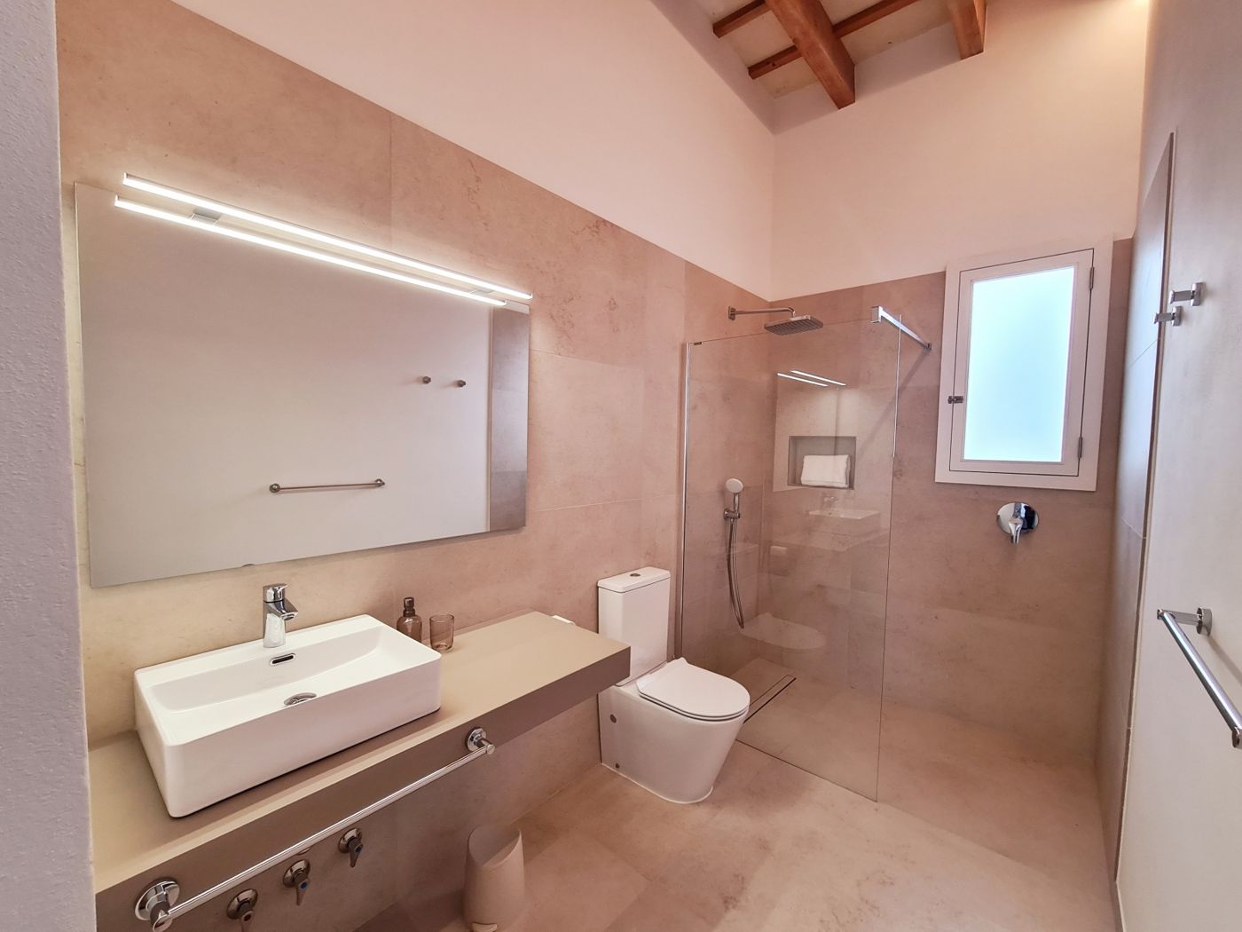 Waki Conscious Hotel