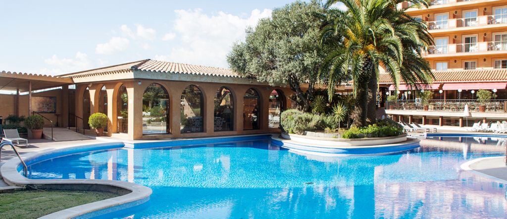 Luna Club & Spa