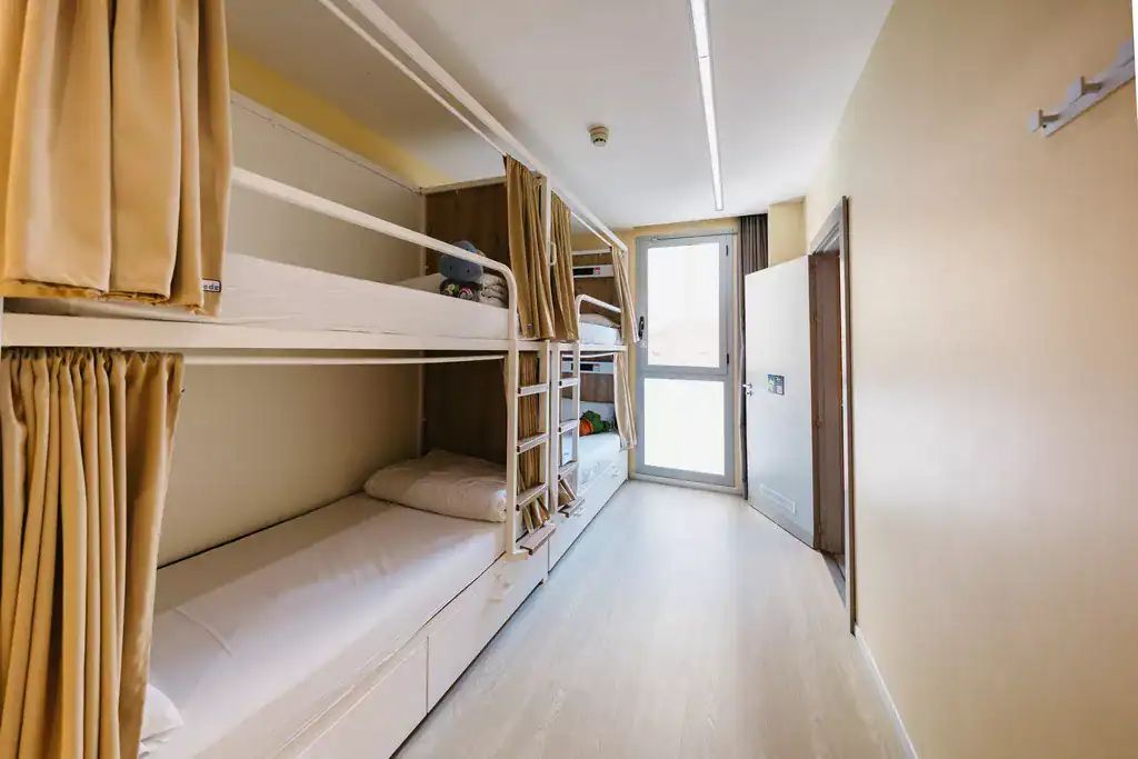 TwentyTu Hi-Tech Hostel