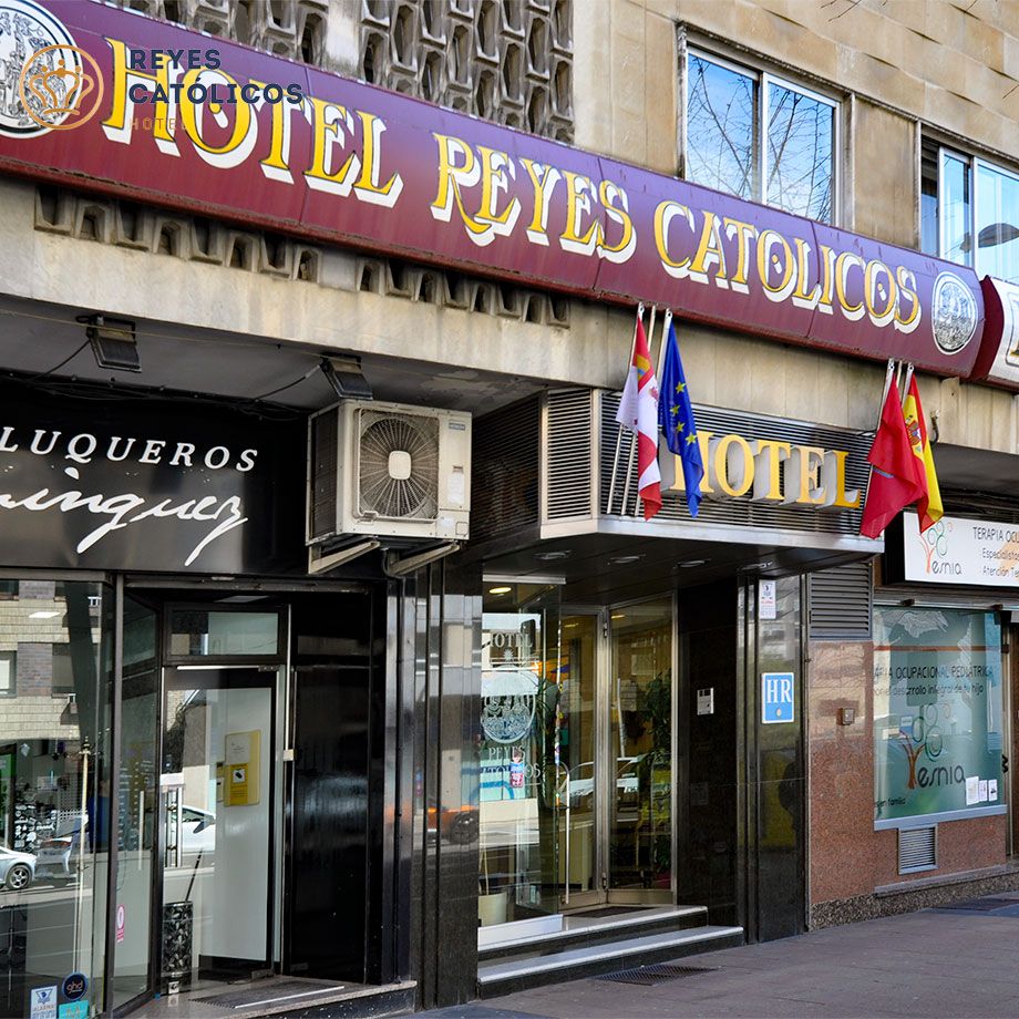 Hotel Reyes Católicos