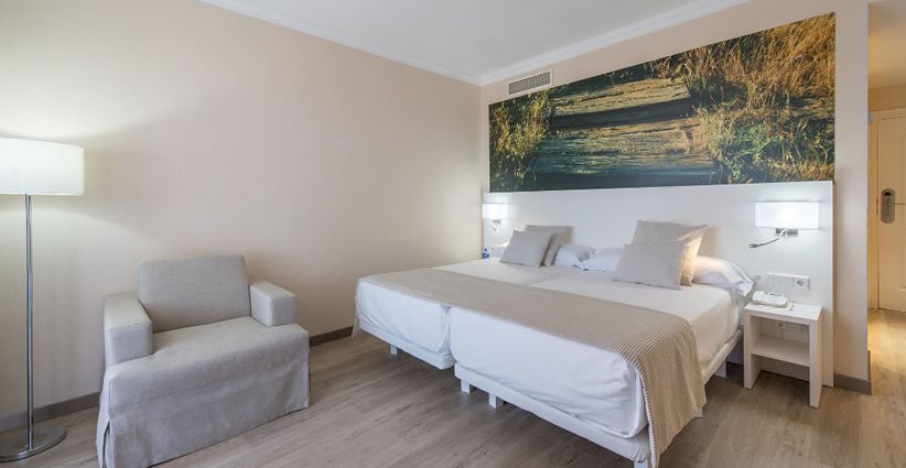 Oliva Nova Beach & Golf Hotel