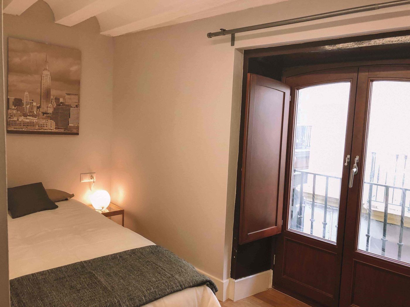 Apodaca Rooms