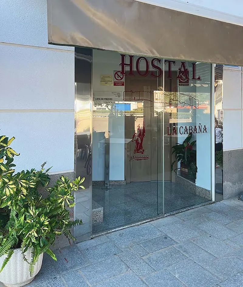Mesón-Hostal La Cabaña
