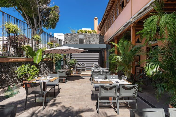 Hotel La Quinta Roja